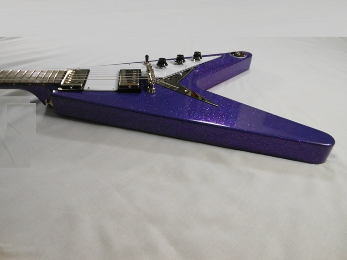 Exclusive Flying V Picture 12